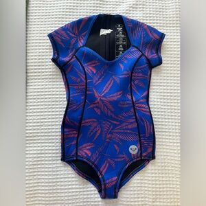 Roxy wetsuit size small